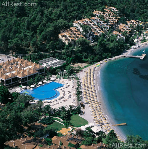 Hillside Beach Club